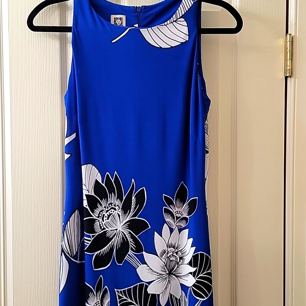 Anne Klein Blue and White Floral Midi Dress
